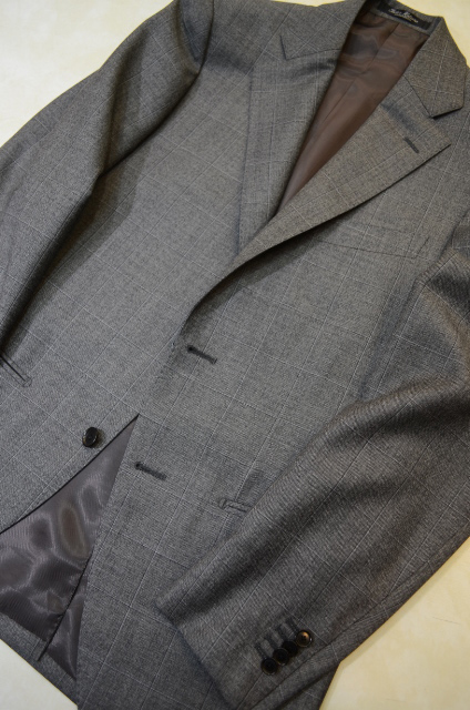 お得，HOT ■ドーメル社「カシミア　タウンテックス」極上のカシミア混生地・レトロ風イメージのグレーウインドペン・長さ3.3/3.1m